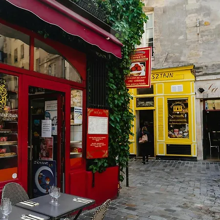 Bright Close To Bastille * Париж