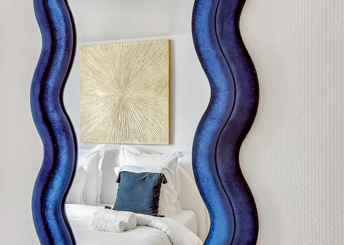 Bright Close To Bastille 아파트 파리